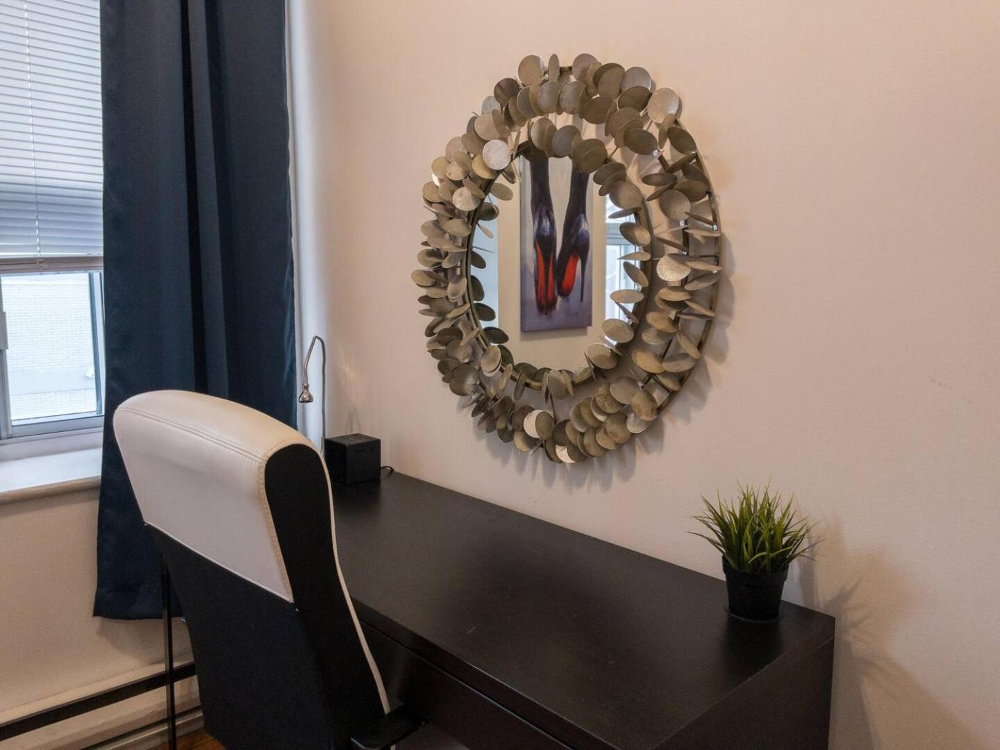 Perfect For Groups Big Livingroom 2 Backyard 3Br Montréal Exteriör bild